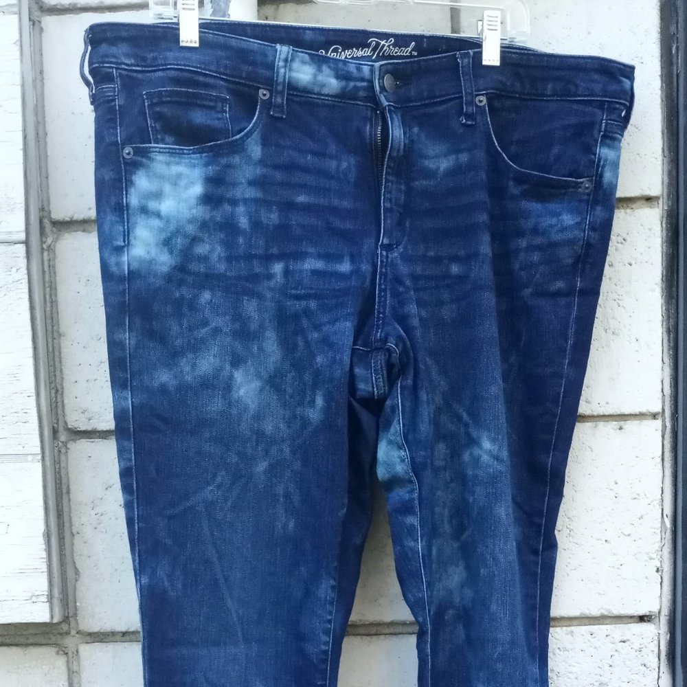 Ombre Bleach Dye Plus size Jeans - Size 16